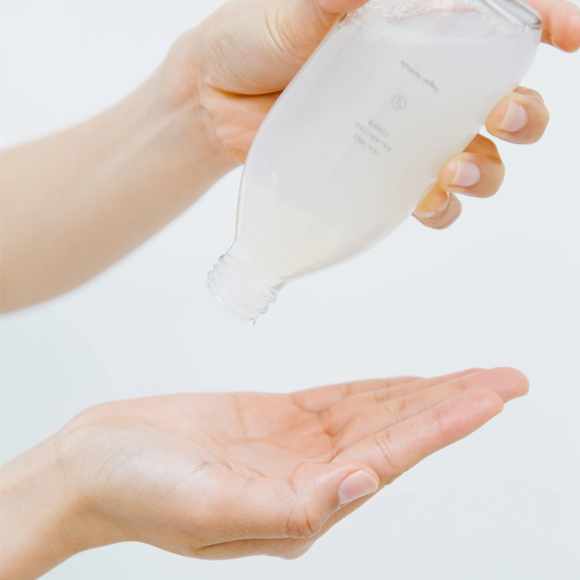 Tea Tree Balancing Toner - Image 3