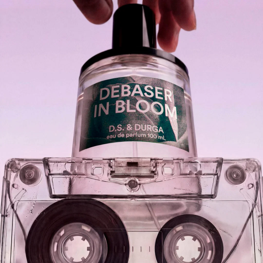 Debaser In Bloom - Image 2