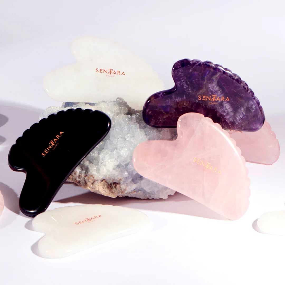 Gua Sha 'Cornaline Heart with Teeth' - Image 2
