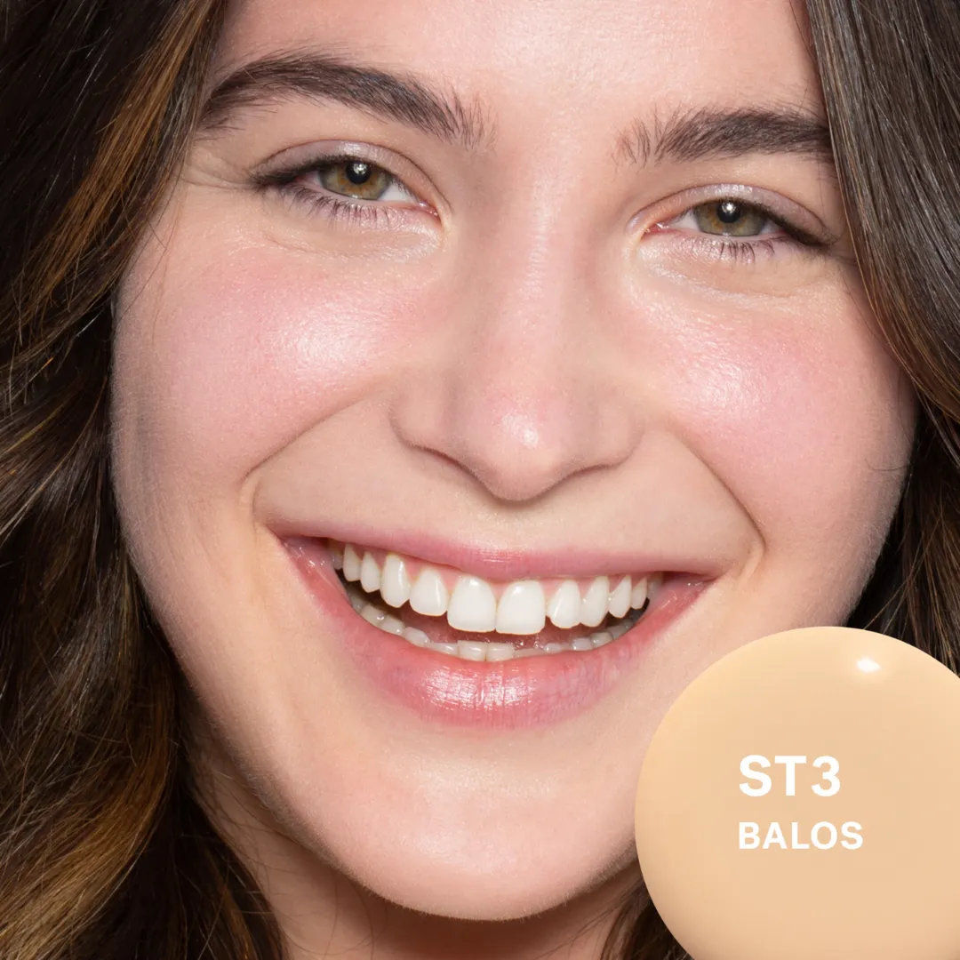 Super Serum Skin Tint SPF30 - Image 3