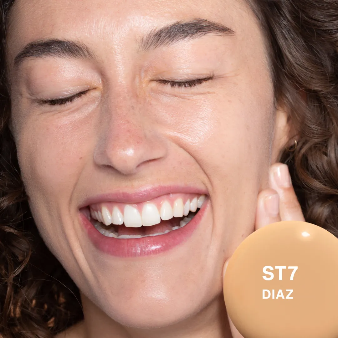 Super Serum Skin Tint SPF30 - Image 7
