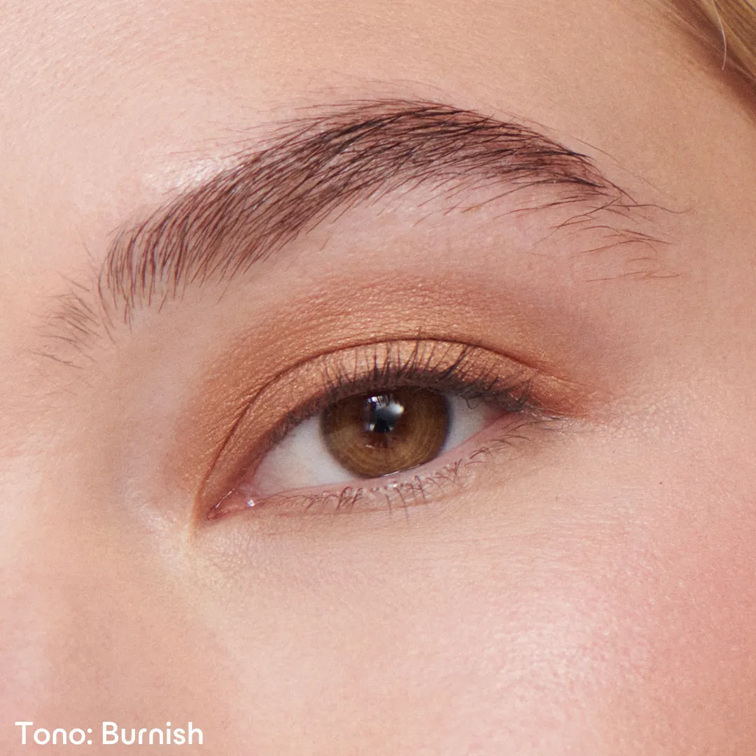 Liquid Powder Chromatic Eye Tint - Image 4